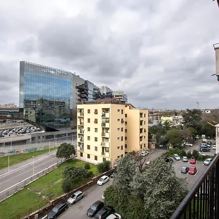 Camesena 40 - 2br For 4 Near Tiburtina Vakantiehuis *