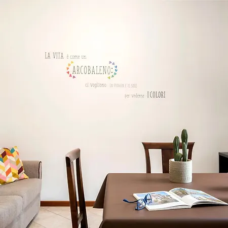 Stylish & Cozy - 5 Star Location- Balcony - View * Rzym