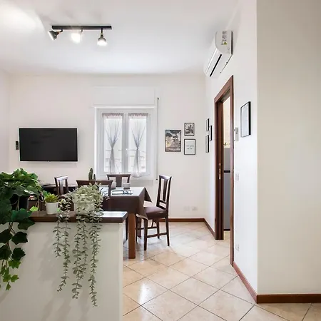 Casa de Férias Stylish & Cozy - 5 Star Location- Balcony - View Roma