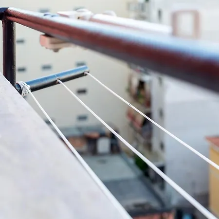 Stylish & Cozy - 5 Star Location- Balcony - View Casa de Férias Roma